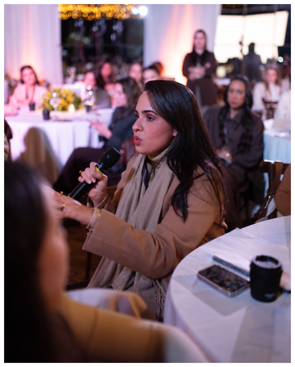 Aline em um evento da comunidade